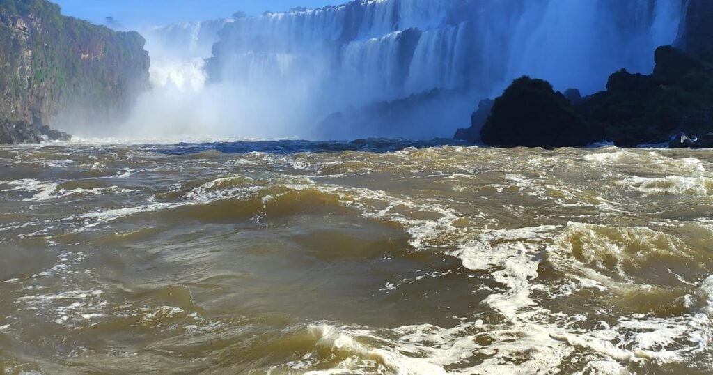 Beautiful:0f5r9imoira= Iguazu Falls